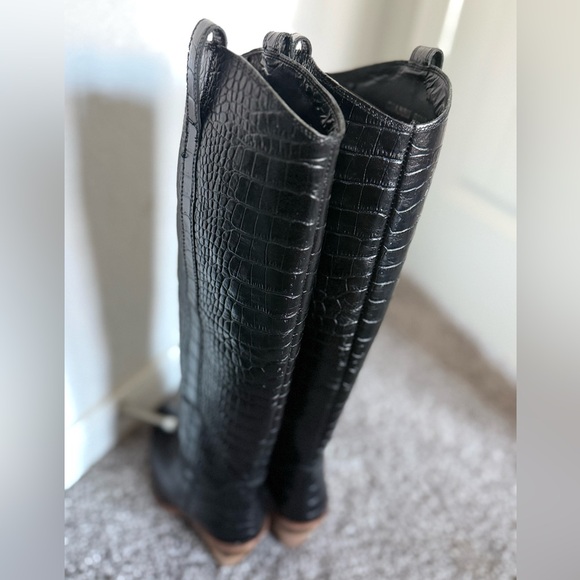 Gianni Bini Heeled Boot Black Alligator Skin Design w/ Brown Trim Knee High - Picture 5 of 10